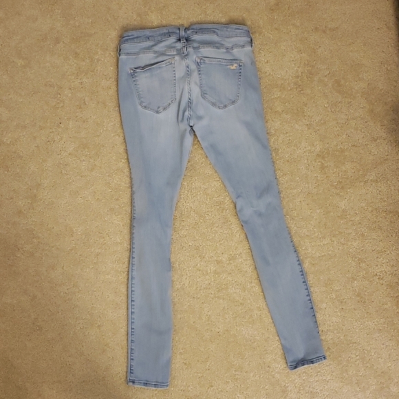 Hollister Jeans - Picture 4 of 6